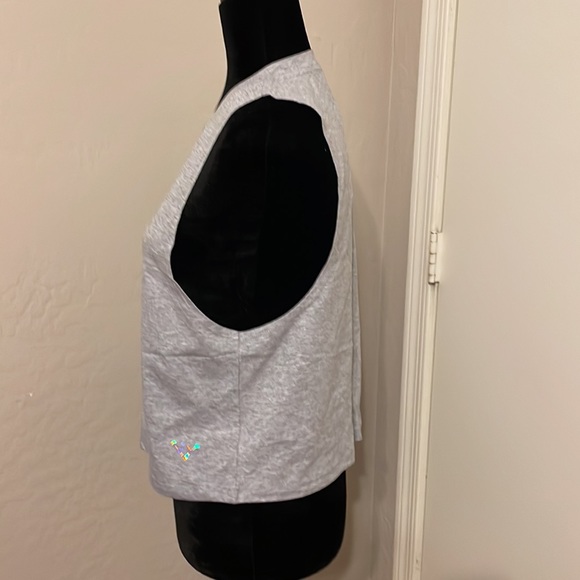 Athletic tank top - Picture 3 of 6